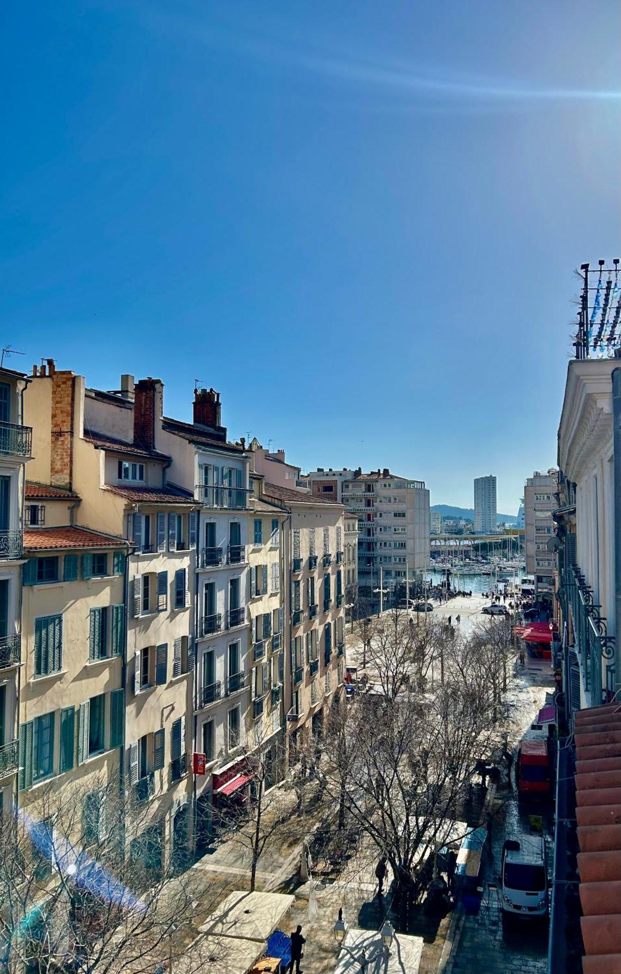 Duplex Climatise Proche Port Toulon Apartment Exterior foto